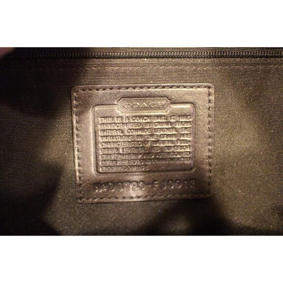 Coach F 10913 Soho Black Genuine Leather Flap Buckle Satchel Handbag (PU110 - Picture 7 of 7